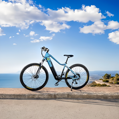 Bicicleta de montaña eléctrica Avanti 29", con 120 km de autonomía, suspensión delantera SR Suntour, transmisión Shimano Cues de 10 velocidades y frenos de disco hidráulicos dobles Tektro.