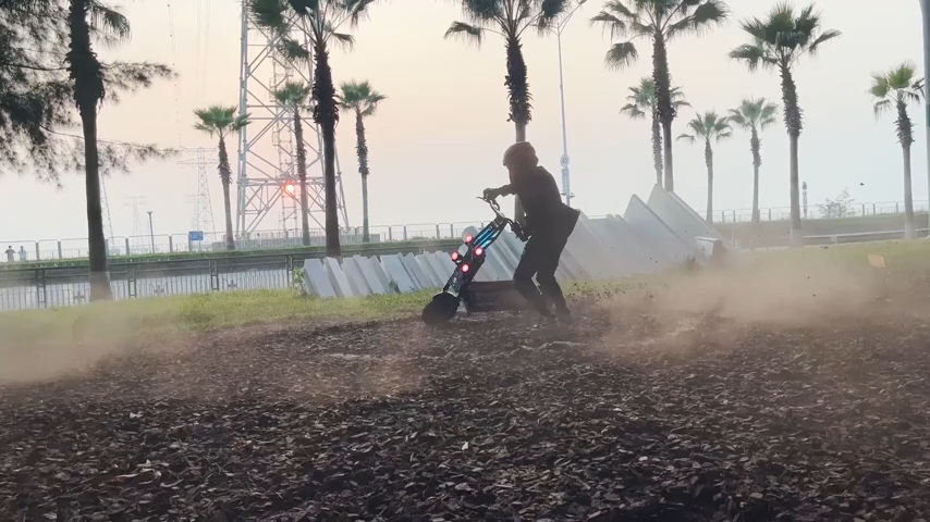 JAYSIMXIN Puissante Trottinette Électrique Adulte Scooter, 14 Pouces Trottinette électrique Tout Terrain, système de Suspension Confortable, Batterie au 60V 40Ah, 8 Heures de Charge,130 km.